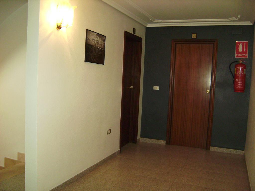 Pension Miami Альмасора Экстерьер фото